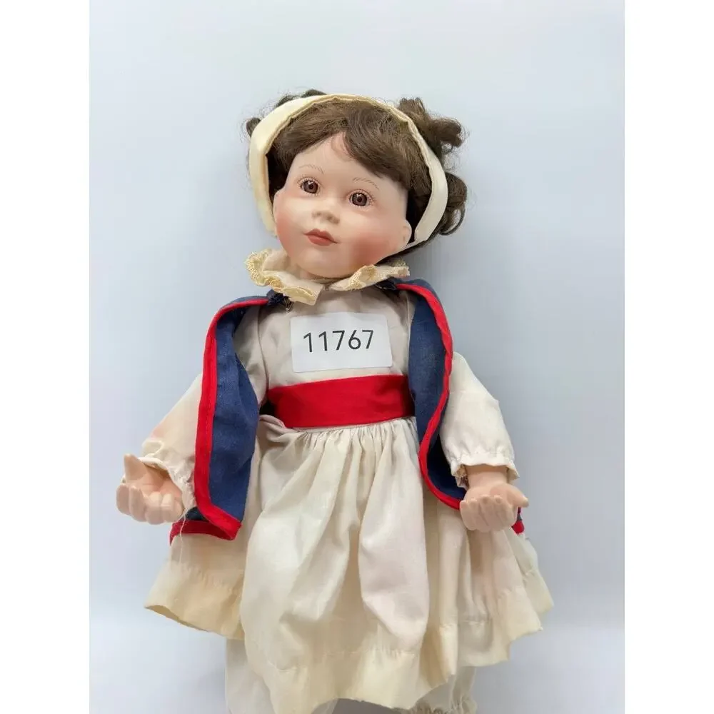 Kathy Hippensteel vintage porcelain